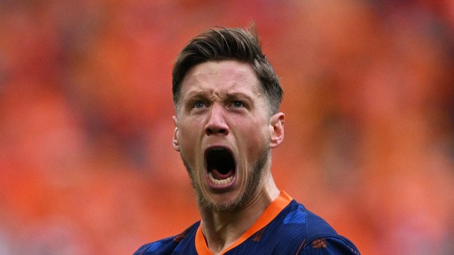 Wout Weghorst membayar kepercayaan Ronald Koeman yang memutuskan menurunkannya sebagai pemain pengganti pada laga Polandia vs Belanda di Euro 2024.