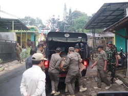 Razia Petugas Gabungan di Kota Batu Sita 131 Botol Miras Ilegal