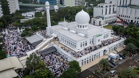 Teks Sholawat Barzanji, Bacaan Maulid Nabi Muhammad Saw