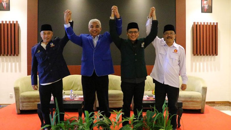Sebanyak empat partai, yakni PKB, Nasdem, Demokrat, dan Gerindra yang tergabung dalam koalisi Bedas melakukan penandatanganan nota