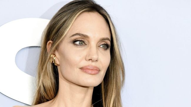 Alasan Jual Foto Anaknya Saat Lahir, Angelina Jolie: Ini Cara yang Baik untuk...