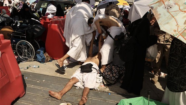 Salah satu jemaah asal Indonesia Rachman bercerita sempat melihat jenazah tergeletak di jalan saat melaksanakan haji di Arab Saudi.