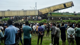 FOTO: Tabrakan Maut Kereta di India Tewaskan Delapan Orang