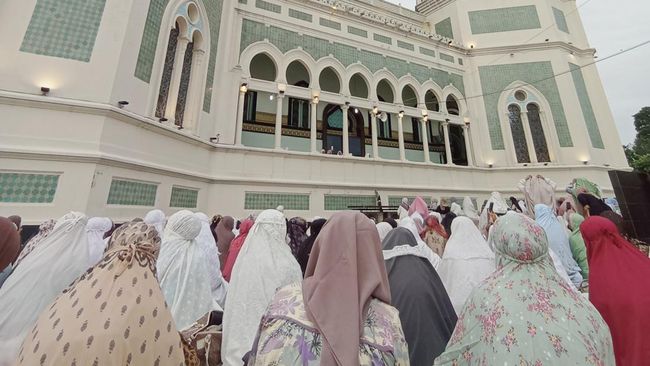 Bacaan Niat dan Tata Cara Lengkap Salat Idul Adha dalam Islam