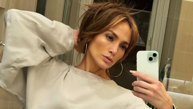 6 Aktris Hollywood yang Tetap Cantik dan Awet Muda di Usia 50-an