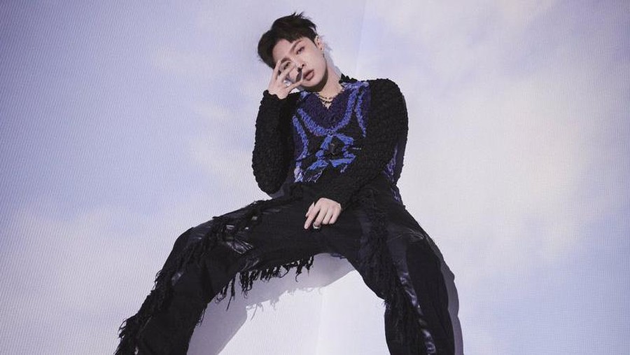 Lirik Lagu Step - Lay EXO