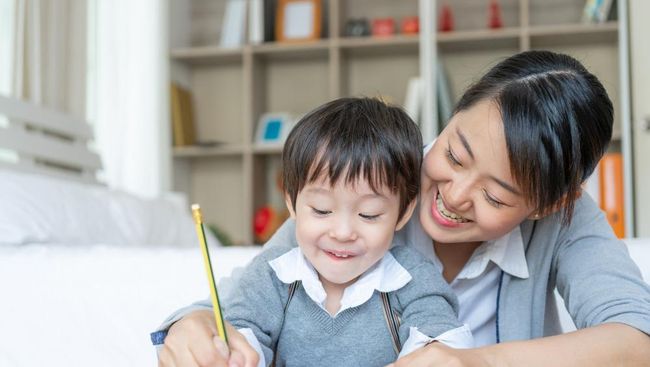 6 Cara Melatih Anak agar Memiliki Mental yang Kuat, Orang Tua Perlu Tahu!