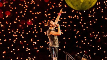 Lirik Lagu Feels Like I'm Falling in Love - Coldplay