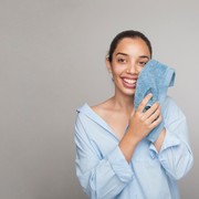 Handuk Badan dan Wajah Perlu Dibedakan? Ini Kata Dokter Spesialis Kulit