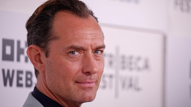 Jude Law Ungkap Alasan Mengejutkan Menolak Peran Superman yang Ditawarkan Brett Ratner
