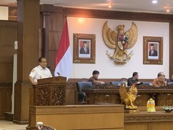 Pungutan Wisman Diusulkan Naik Jadi US$ 50, Polisi-Imigrasi Dapat Insentif