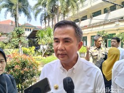 Cerita Bey Machmudin soal Siswa Titipan Jelang Pengumuman PPDB Jabar