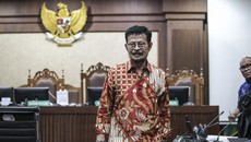 SYL Ngaku Salah di Sidang, Minta Jaksa Ringankan Tuntutan