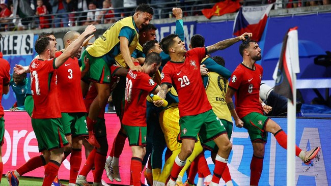 Pertandingan Portugal vs Slovenia pada babak 16 besar Euro 2024 akan disiarkan langsung, Selasa (2/6) dini hari WIB.