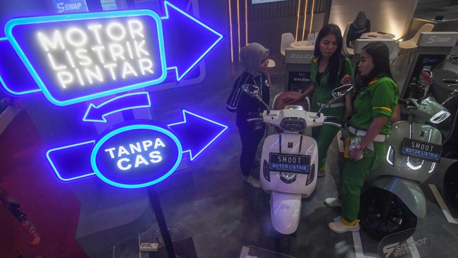 Asosiasi Ekosistem Mobilitas Listrik (AEML) minta Prabowo Subianto-Gibran Rakabuming Rakalanjutkan subsidi motor listrik sebesar Rp7 juta.