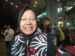 Risma Respons soal Wacana Diduetkan dengan KH Marzuki di Pilgub Jawa Timur
