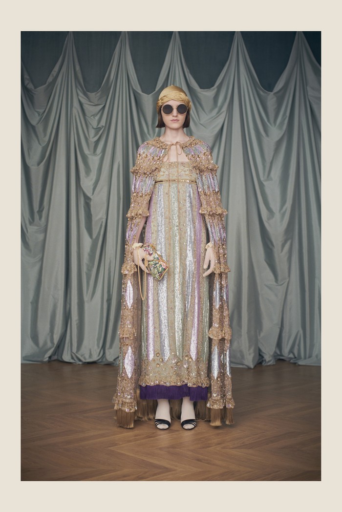 Mana look yang paling kamu sukai, Beauties?/ Foto: Courtesy of Valentino