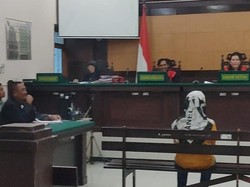 Istri di Mojokerto yang Bersetubuh dengan Sopir Truk Divonis 6 Bulan Bui