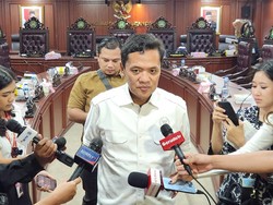 Gerindra Yakin RK Bersaing di Pilgub Jakarta, Singgung Survei Foke dan Ahok