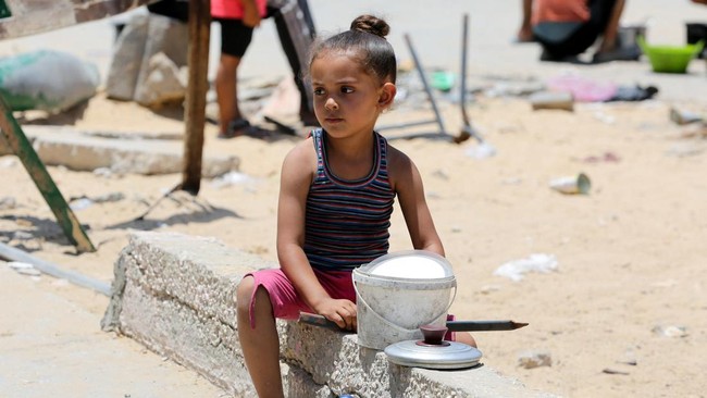 FOTO: 3.500 Anak Palestina Malnutrisi Imbas Agresi Israel di Gaza