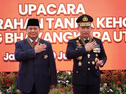 Terima Bintang Bhayangkara Utama, Prabowo Dukung Penguatan Polri