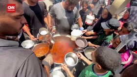 VIDEO: Sup Ayam untuk Warga Gaza di Tengah Operasi Militer Israel