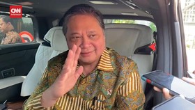 VIDEO: Airlangga Sebut KIM Masih Bahas RK di Pilgub Jakarta Atau Jabar