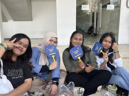 Cerita Seru Penonton Allo Bank Festival 2024 Day 1, Rela Datang dari Cikampek hingga Punya Teman Baru