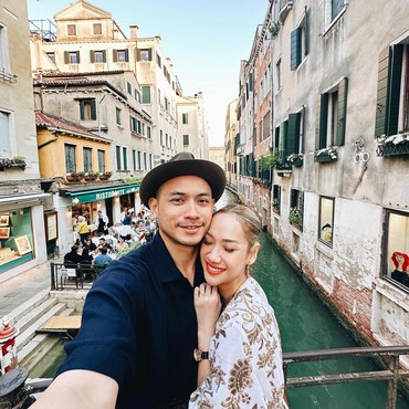 Pesan Panjang Tiko Aryawardhana Saat Rayakan Anniv Pernikahan dengan BCL