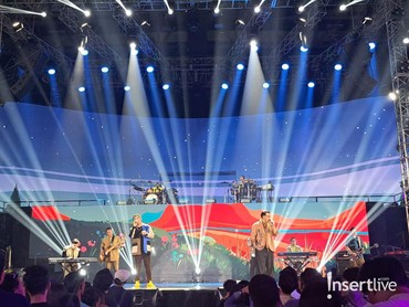img-title Kahitna Ajak Penonton Kenang Mendiang Carlo Saba di Allo Bank Festival 2024