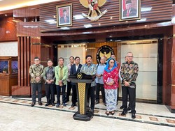 Jokowi Tunjuk 9 Pansel Calon Anggota Kompolnas, Ini Susunannya