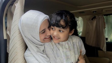 img-title Shireen Sungkar Sebut Putrinya Jalani Terapi karena Diagnosa Lain Selain Speech Delay
