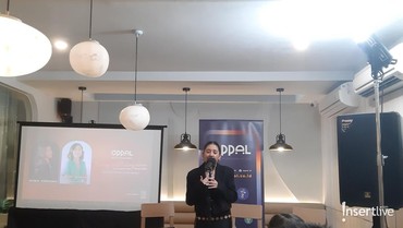 img-title Terinspirasi Pengalaman Hidup, Rhea Asmara Rilis Single Bertajuk Merayu Waktu