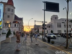 Besok Kota Lama Surabaya Soft Opening, 25 Becak Listrik Diuji Coba