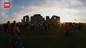 VIDEO: Menanti Titik Balik Matahari Musim Panas di Stonehenge