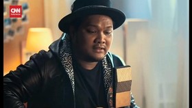 VIDEO: Penyanyi Virgoun Ditangkap Polisi Saat Konsumsi Sabu