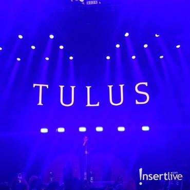Tulus Bikin Penonton Allo Bank Festival 2024 Tak Henti Bernyanyi Bersama