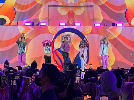 WayV, Rossa, hingga BCL Sukses Hibur Penonton Allo Bank Festival 2024 Day 2