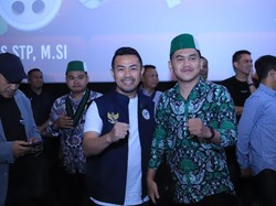 Pj Walkot Nonton Film Lafran Bareng Ratusan Mahasiswa-Pelajar se-Pekanbaru