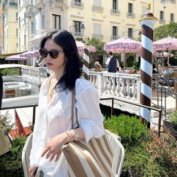 5 Tips Styling Kemeja Putih yang Selalu Relevan