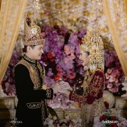 Ini Sumber Kekayaan Beby Tsabina dan Rizki Natakusumah, Pasangan Muda yang Baru Resmi Menikah!