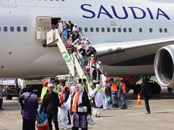 Saudi Airlines Delay 14 Jam, Debarkasi Kloter 1 Palembang Akhirnya Tiba