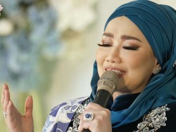 Reza Artamevia Akan Rilis Lagu Selawat yang Dinyanyikan di Nikahan Aaliyah