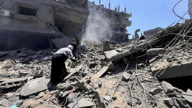 Invasi Israel di distrik Shuijaya di Gaza City memasuki hari keempat, warga sebut situasi bak neraka.
