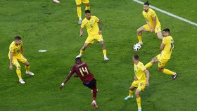 FOTO: Belgia Menang, Peluang ke 16 Besar Menyala Lagi