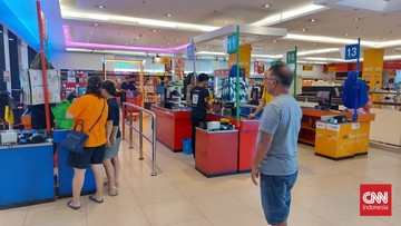 Diskon Hingga 50 Persen, Pengunjung Serbu Transmart Full Day Sale