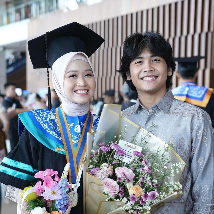 <p>Hal itu pun sontak membuat netizen turut meramaikan kolom komentarnya dengan candaan. "Ini harusnya captionnya Alca enggak sih?" tulis akun <em>@you.think.uf****.</em> "Harusnya alca gasi yg bilang gt bang wkwk," tulis akun <em>@cahyan****.</em> (Foto: Instagram@bintangemon)</p>