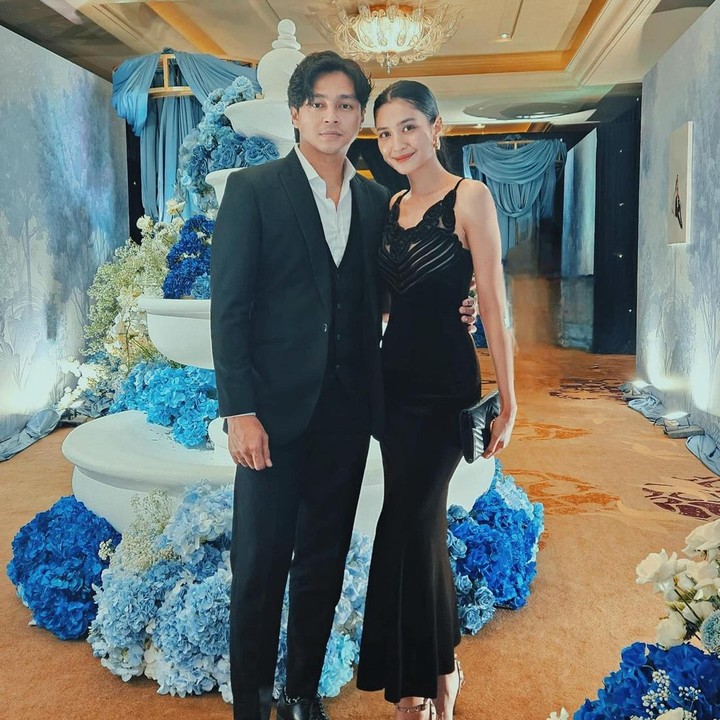 <p>Deva Mahenra dan Mikha Tambayong menikah sejak 28 Januari 2023. Pasangan selebriti ini melangsungkan pernikahan secara tertutup di salah satu hotel bintang lima kawasan Nusa Dua, Bali. (Foto: Instagram @miktambayong @devamahenra)</p>