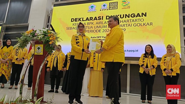 Kesatuan Perempuan Partai Golkar (KPPG) mendukung dan memilih Airlangga Hartarto sebagai Ketum Golkar periode 2024-2029.