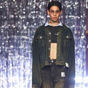 Raul 'Snow Man' Kembali Gemparkan Paris Fashion Week Sebagai Model Runway!